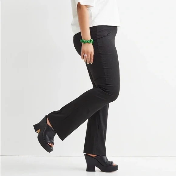 H&M | Pants & Jumpsuits | Hm Ribbed Flare Legging Black 4xl Nwt | Poshmark
